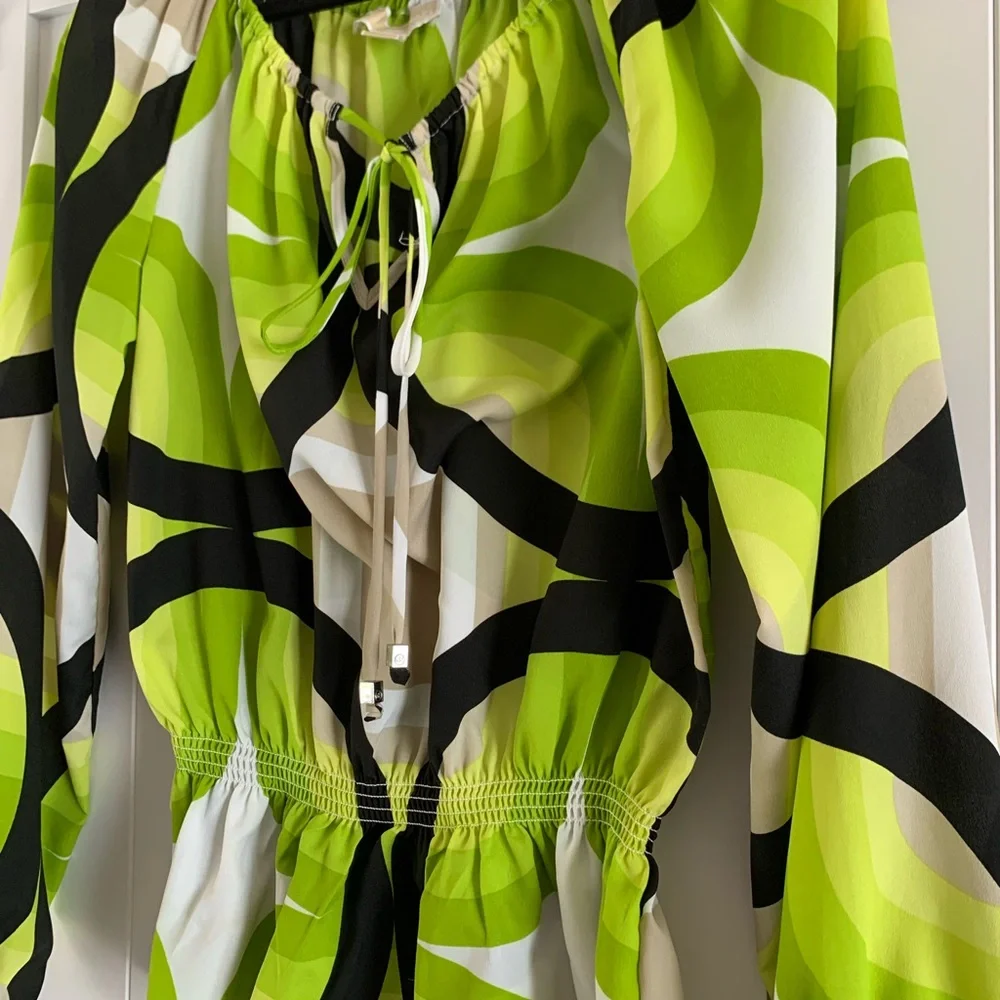 Michael Kors Womens Medium Green Abstract Peasant Top Smocked Waist Resort Boho